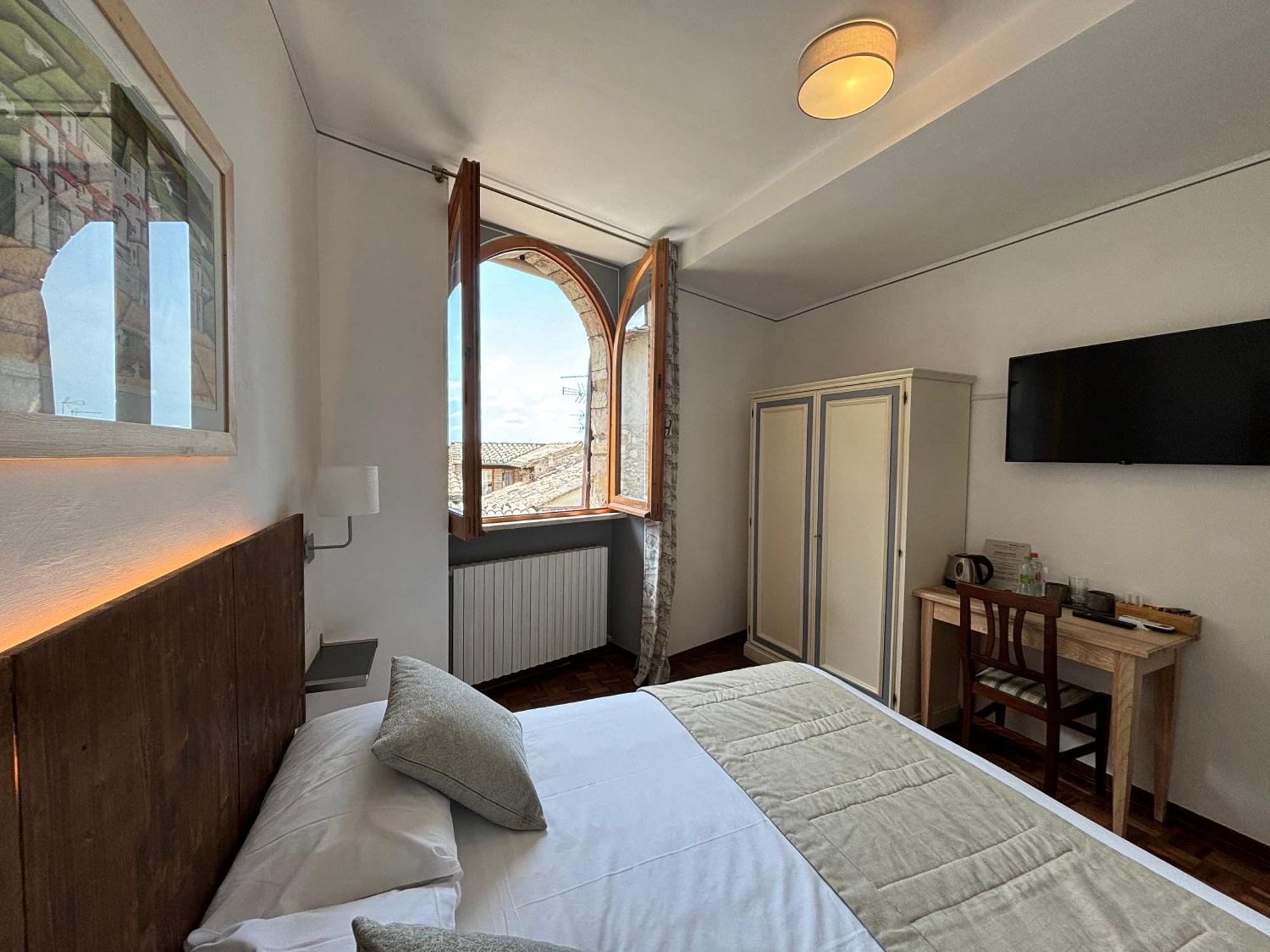 Hotel La Fortezza 아시시 외부 사진